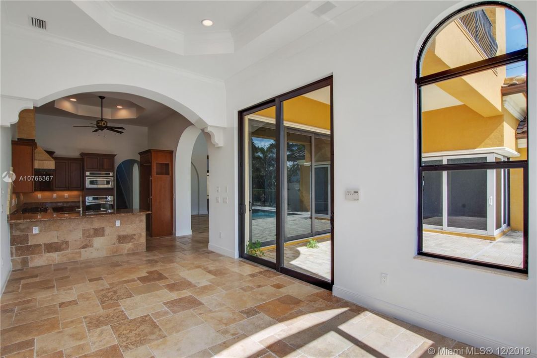 Vendido Recientemente: $1,699,000 (5 camas, 4 baños, 0 Pies cuadrados)