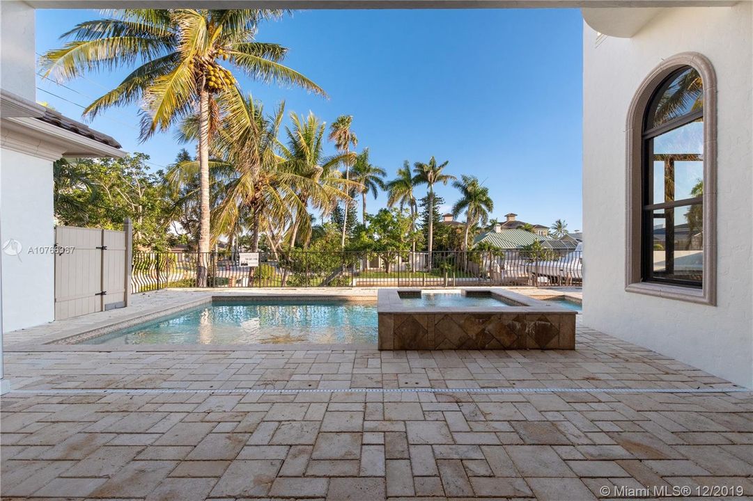 Vendido Recientemente: $1,699,000 (5 camas, 4 baños, 0 Pies cuadrados)