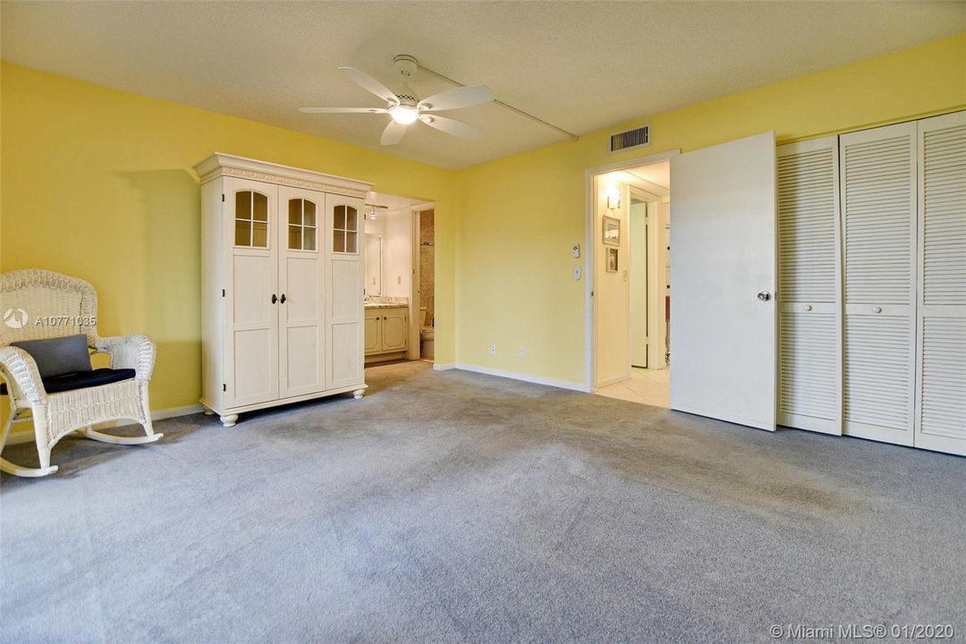 Recently Sold: $59,000 (1 beds, 1 baths, 862 Square Feet)