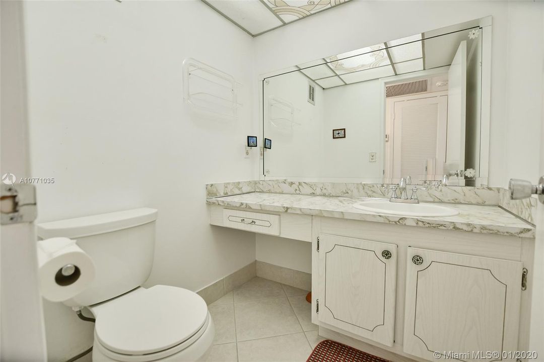 Recently Sold: $59,000 (1 beds, 1 baths, 862 Square Feet)