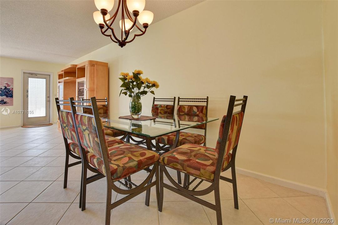 Recently Sold: $59,000 (1 beds, 1 baths, 862 Square Feet)