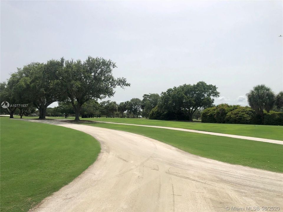 Recently Sold: $1,795,000 (6 beds, 4 baths, 4048 Square Feet)