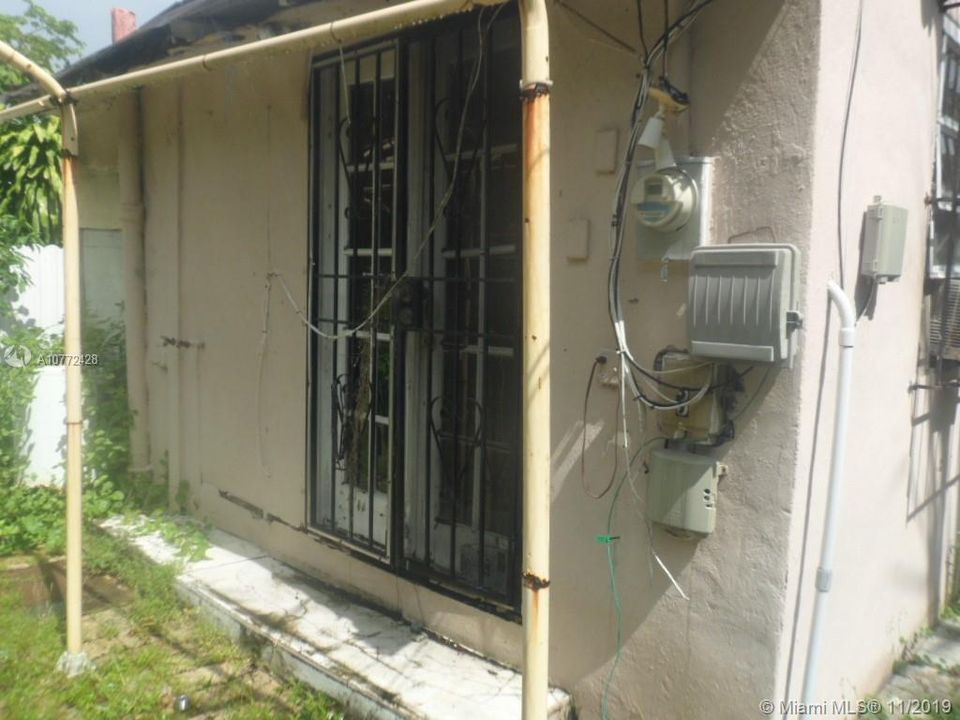 Vendido Recientemente: $119,000 (2 camas, 2 baños, 672 Pies cuadrados)