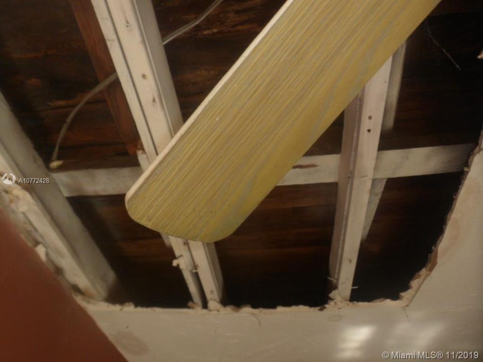 Vendido Recientemente: $119,000 (2 camas, 2 baños, 672 Pies cuadrados)