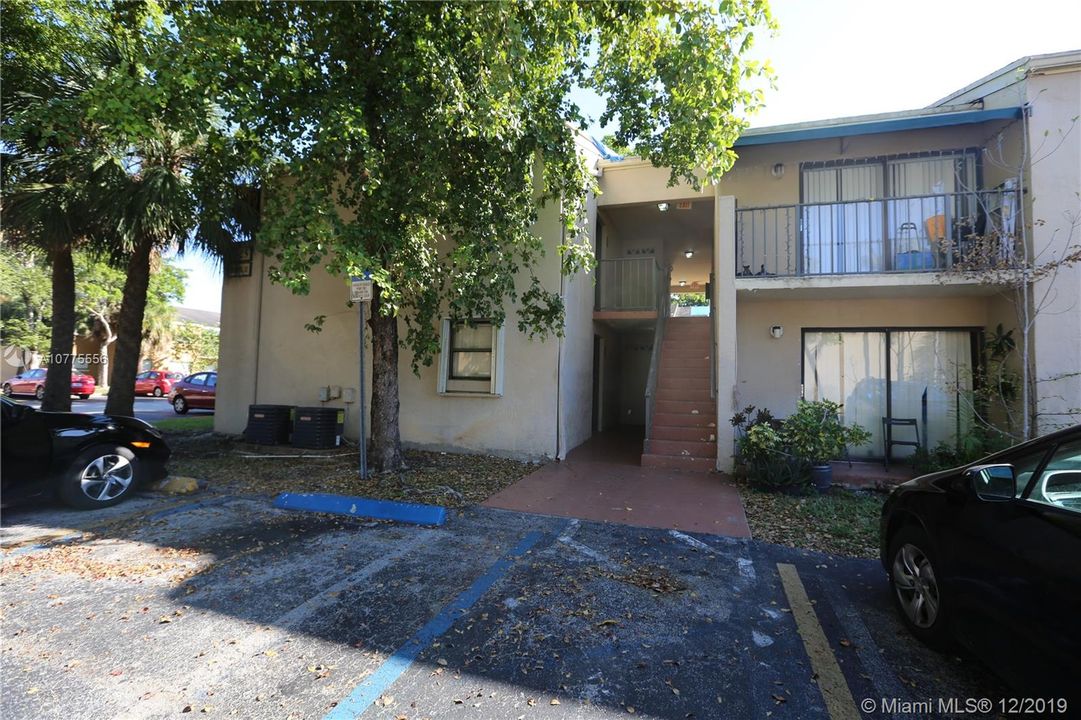 Недавно продано: $115,000 (1 спален, 1 ванн, 583 Квадратных фут)