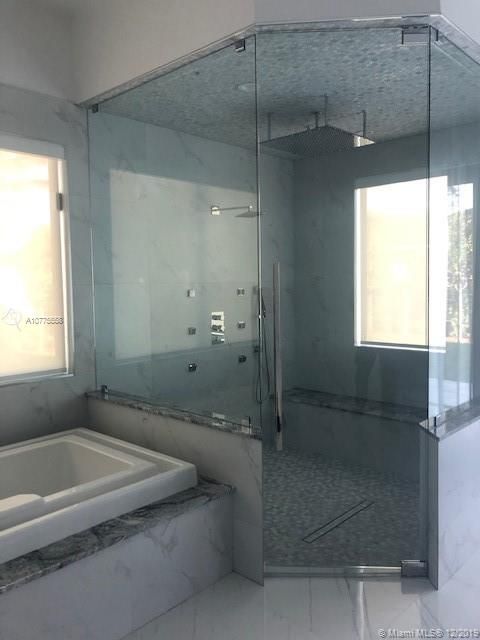 Recently Rented: $10,000 (5 beds, 4 baths, 4424 Square Feet)