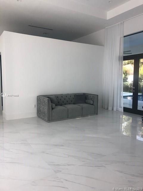 Recently Rented: $10,000 (5 beds, 4 baths, 4424 Square Feet)