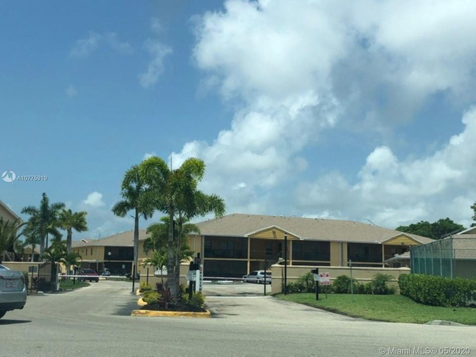 Recently Sold: $95,000 (2 beds, 2 baths, 1018 Square Feet)