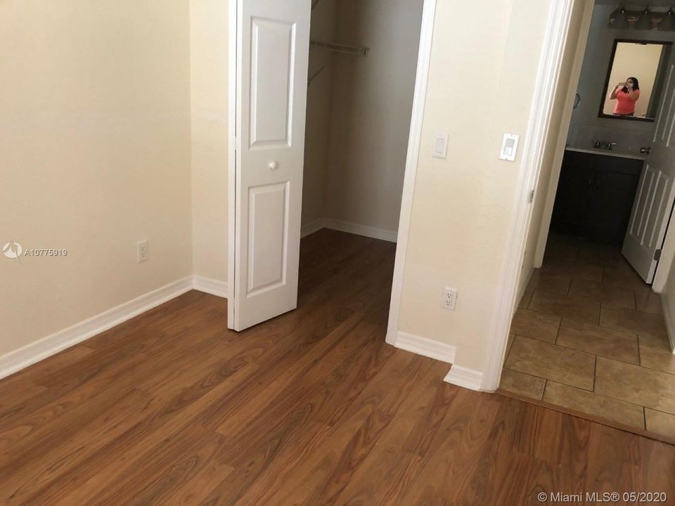 Recently Sold: $95,000 (2 beds, 2 baths, 1018 Square Feet)
