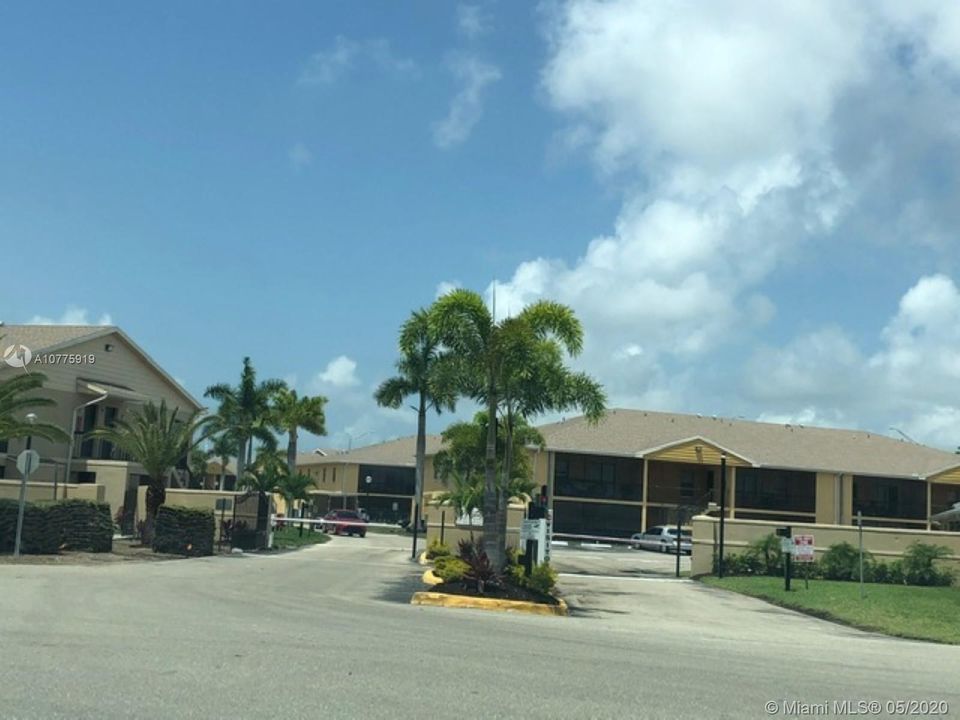 Recently Sold: $95,000 (2 beds, 2 baths, 1018 Square Feet)