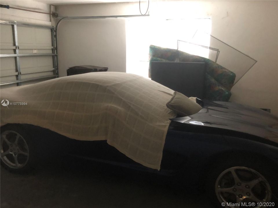 Недавно продано: $169,999 (3 спален, 2 ванн, 2223 Квадратных фут)