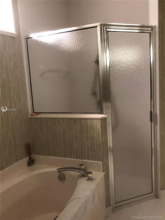 Недавно продано: $169,999 (3 спален, 2 ванн, 2223 Квадратных фут)
