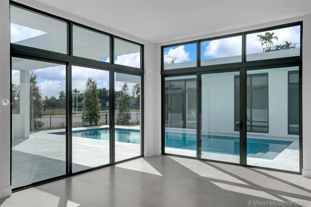 Recently Rented: $11,000 (5 beds, 6 baths, 4463 Square Feet)