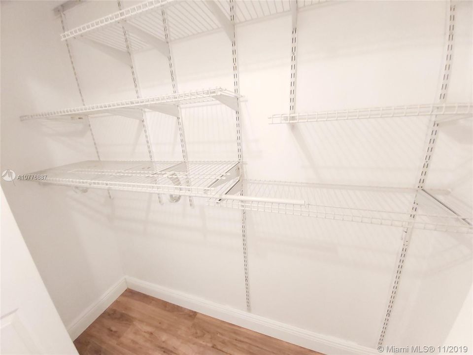 Недавно продано: $129,500 (2 спален, 2 ванн, 1090 Квадратных фут)