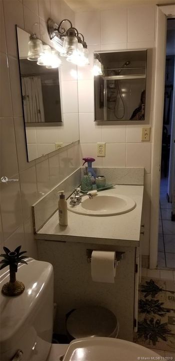 Vendido Recientemente: $59,900 (2 camas, 1 baños, 894 Pies cuadrados)