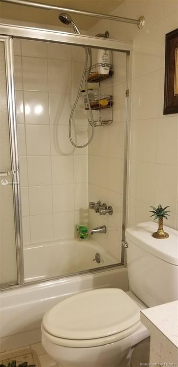 Vendido Recientemente: $59,900 (2 camas, 1 baños, 894 Pies cuadrados)