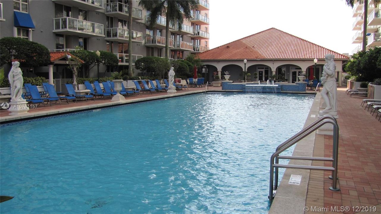 Недавно продано: $160,000 (1 спален, 1 ванн, 685 Квадратных фут)