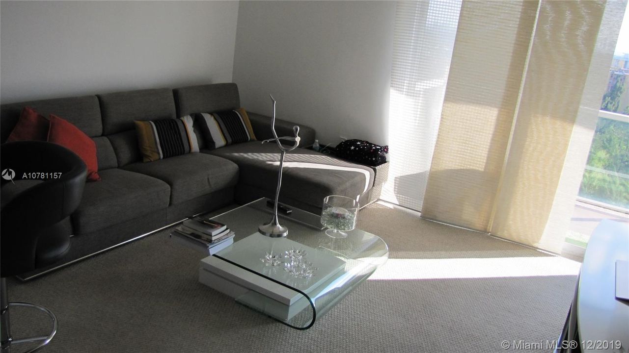 Недавно продано: $160,000 (1 спален, 1 ванн, 685 Квадратных фут)