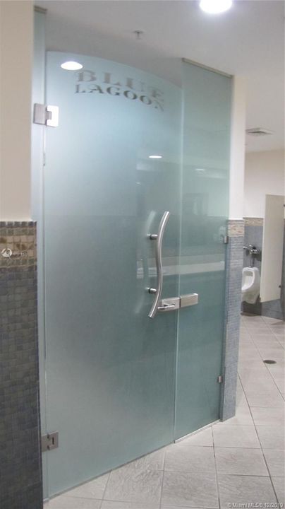 Недавно продано: $160,000 (1 спален, 1 ванн, 685 Квадратных фут)