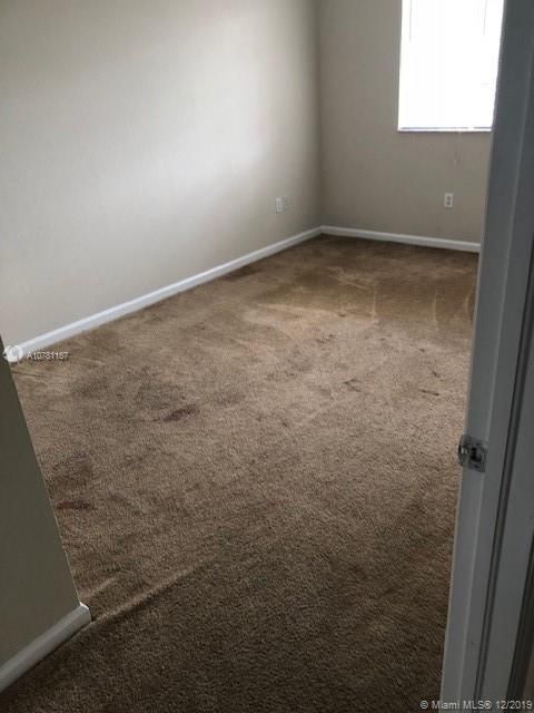 Recientemente alquilado: $1,550 (3 camas, 2 baños, 1627 Pies cuadrados)