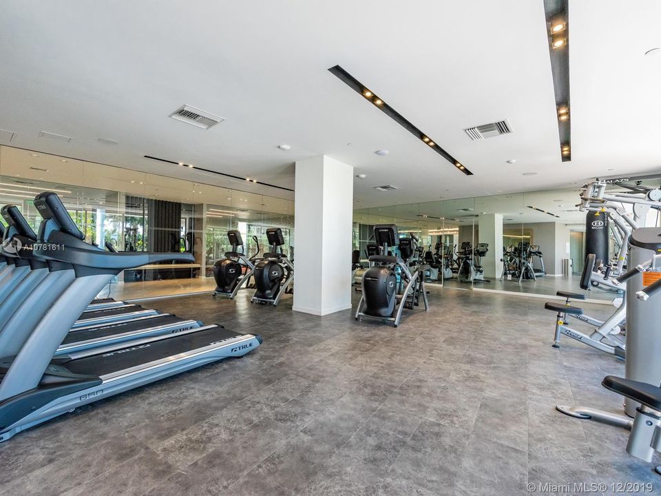 Recently Sold: $895,000 (2 beds, 2 baths, 1440 Square Feet)