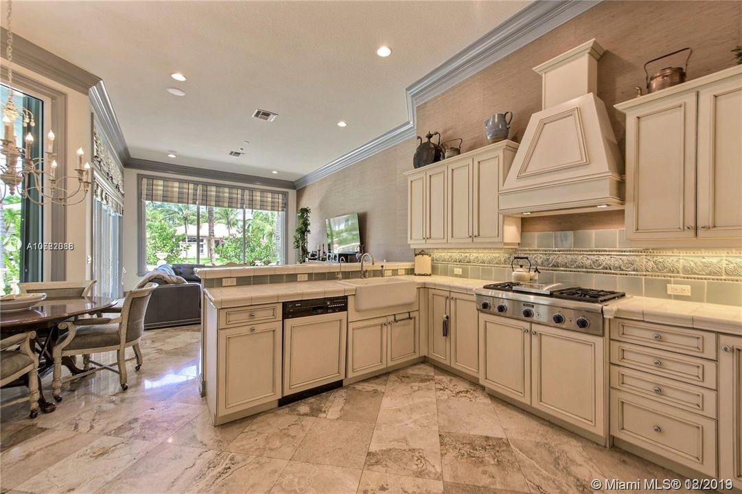 Recently Rented: $5,990 (5 beds, 3 baths, 3064 Square Feet)