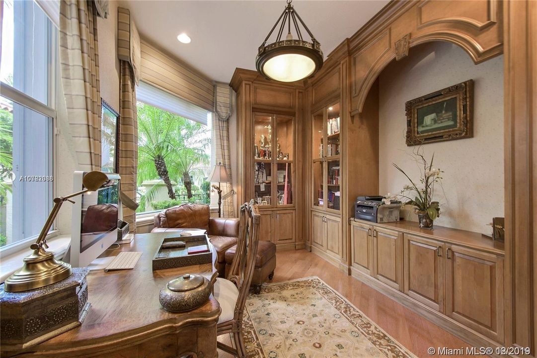 Recently Rented: $5,990 (5 beds, 3 baths, 3064 Square Feet)