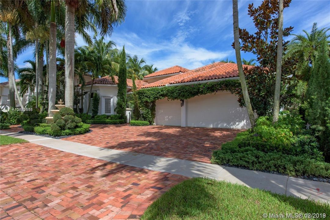 Recently Rented: $5,990 (5 beds, 3 baths, 3064 Square Feet)