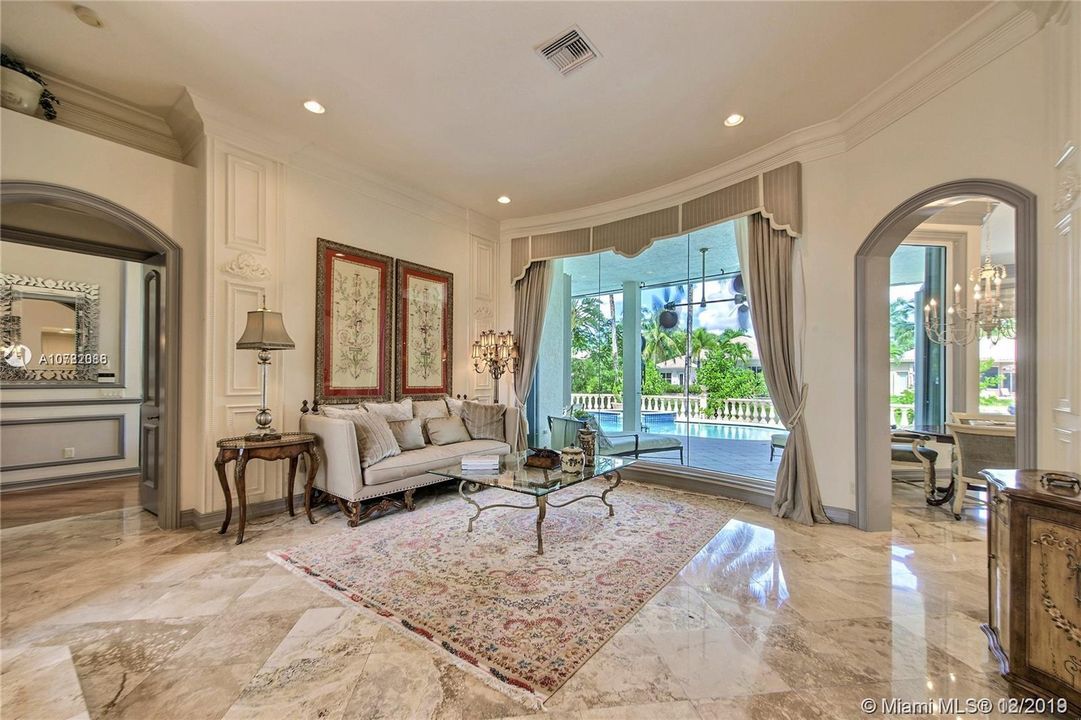 Recently Rented: $5,990 (5 beds, 3 baths, 3064 Square Feet)