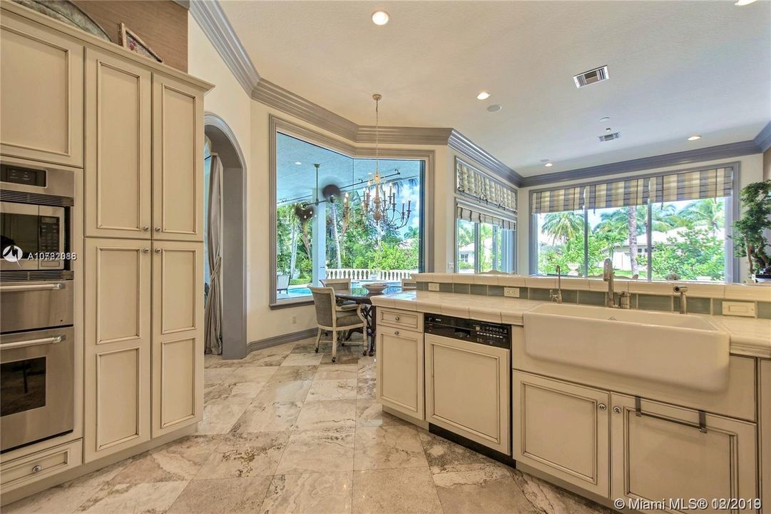 Recently Rented: $5,990 (5 beds, 3 baths, 3064 Square Feet)