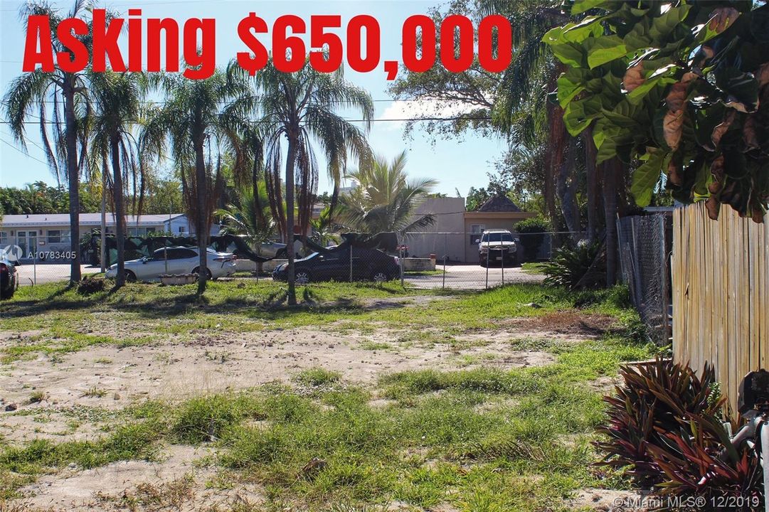 最近售出: $650,000 (0.18 acres)