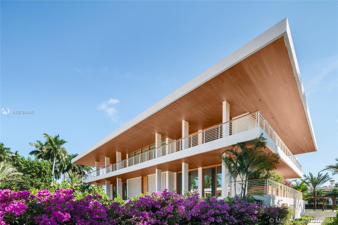 Recently Sold: $27,000,000 (7 beds, 7 baths, 10777 Square Feet)