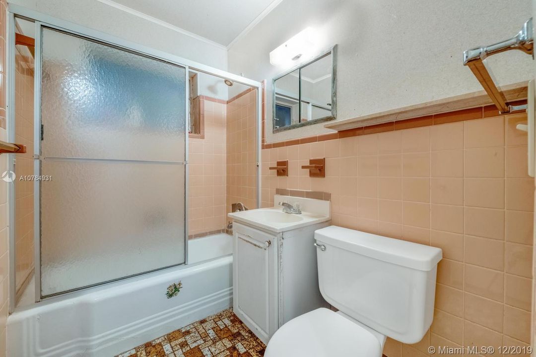 Недавно продано: $238,000 (0 спален, 2 ванн, 1288 Квадратных фут)