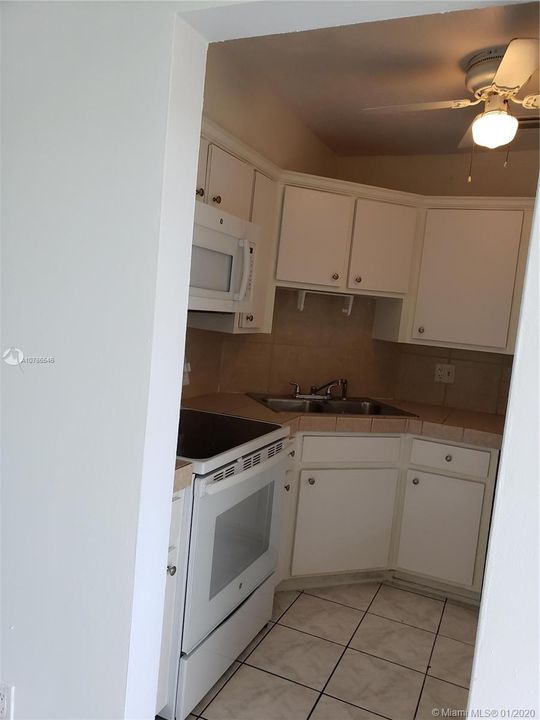 Recently Rented: $1,250 (2 beds, 1 baths, 0 Square Feet)