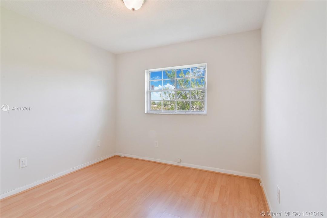 Vendido Recientemente: $275,000 (3 camas, 2 baños, 1425 Pies cuadrados)