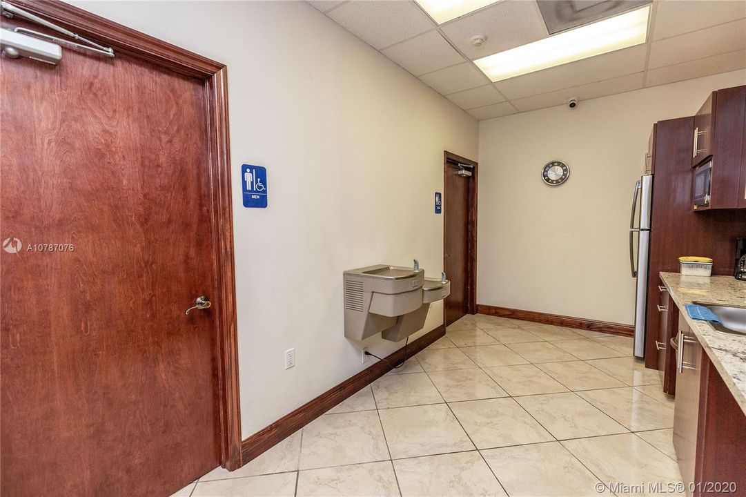 Vendido Recientemente: $2,495,000 (0 camas, 0 baños, 12690 Pies cuadrados)