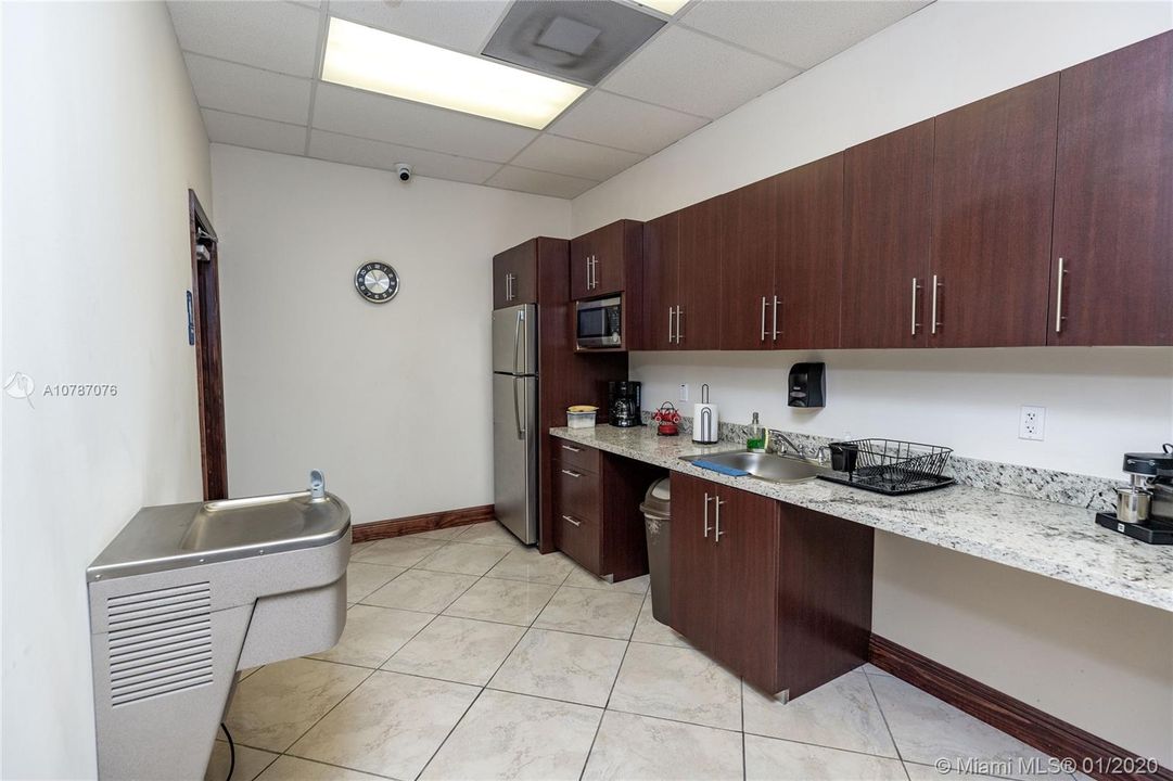 Vendido Recientemente: $2,495,000 (0 camas, 0 baños, 12690 Pies cuadrados)