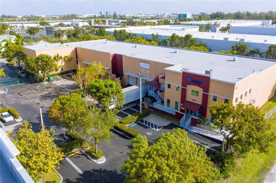 Vendido Recientemente: $2,495,000 (0 camas, 0 baños, 12690 Pies cuadrados)