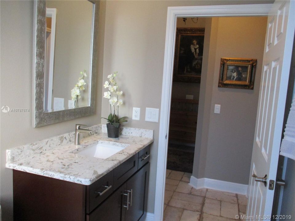 Recently Sold: $274,900 (2 beds, 2 baths, 1603 Square Feet)