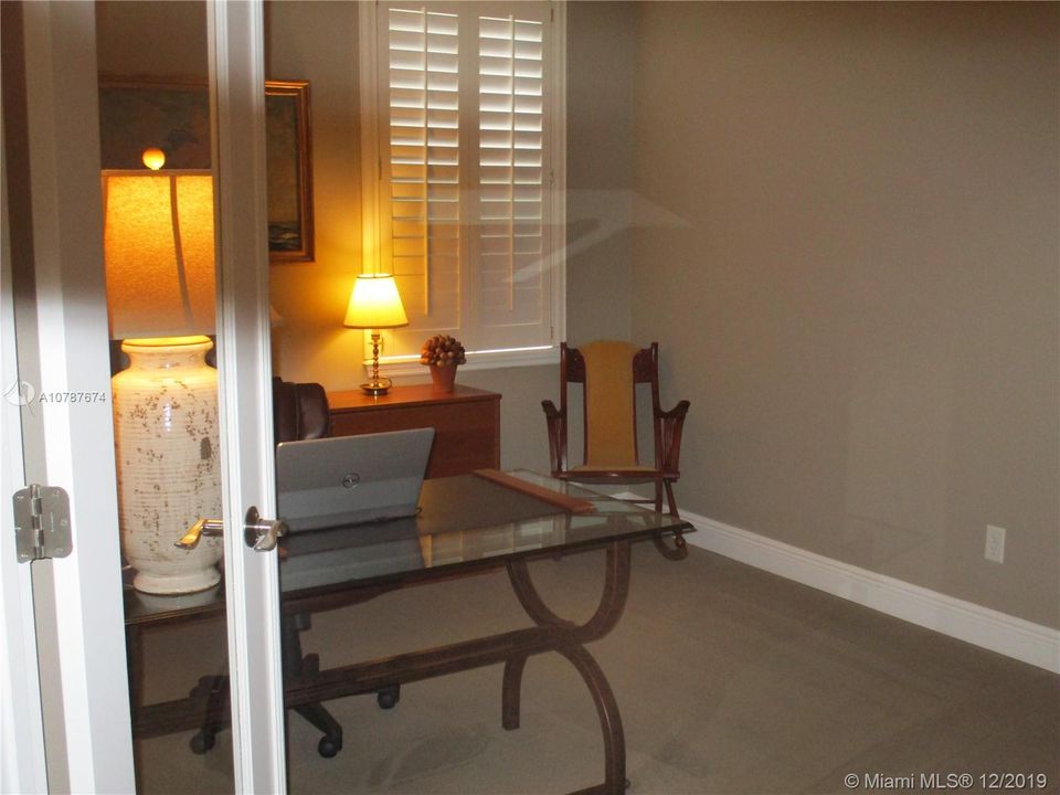 Recently Sold: $274,900 (2 beds, 2 baths, 1603 Square Feet)