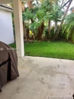 Recently Sold: $420,000 (3 beds, 2 baths, 1672 Square Feet)