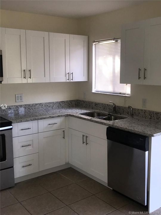 Недавно продано: $209,990 (3 спален, 2 ванн, 0 Квадратных фут)