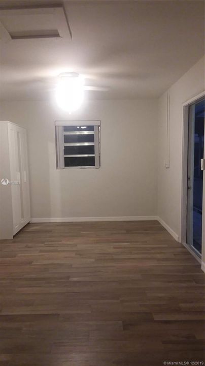 Recently Rented: $750 (1 beds, 1 baths, 336 Square Feet)