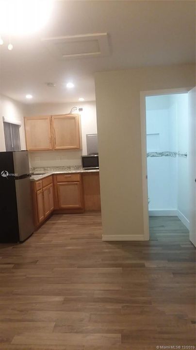 Recently Rented: $750 (1 beds, 1 baths, 336 Square Feet)