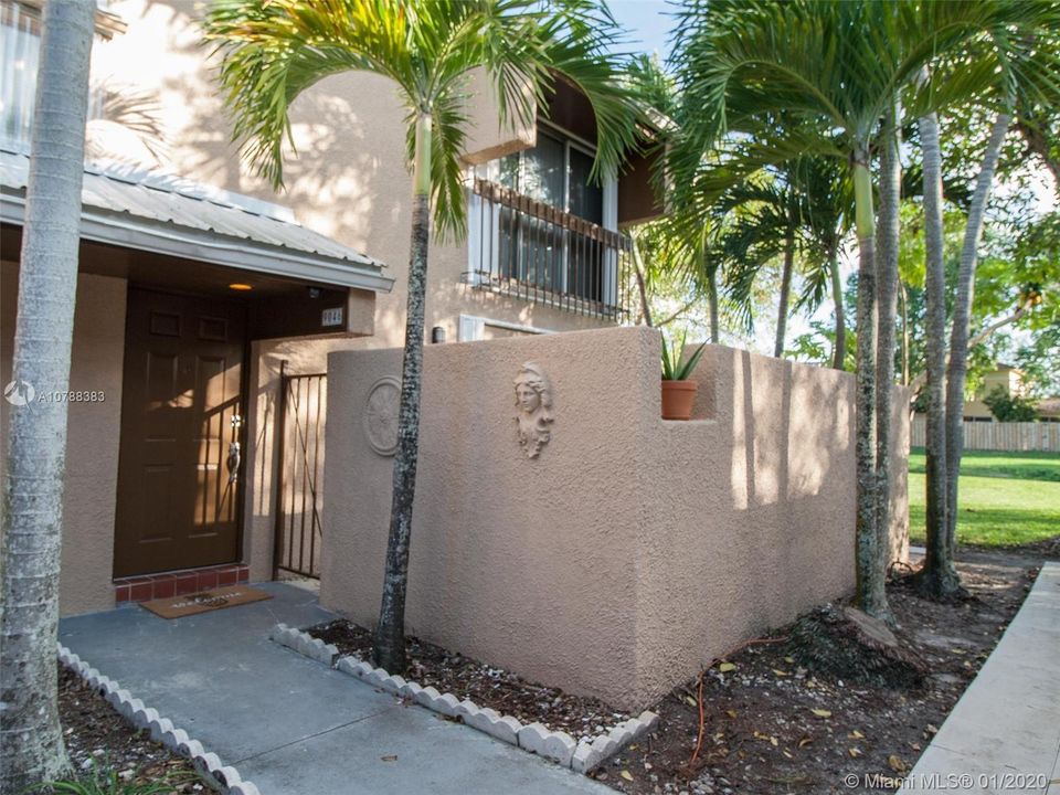 Recientemente alquilado: $1,750 (2 camas, 1 baños, 1025 Pies cuadrados)