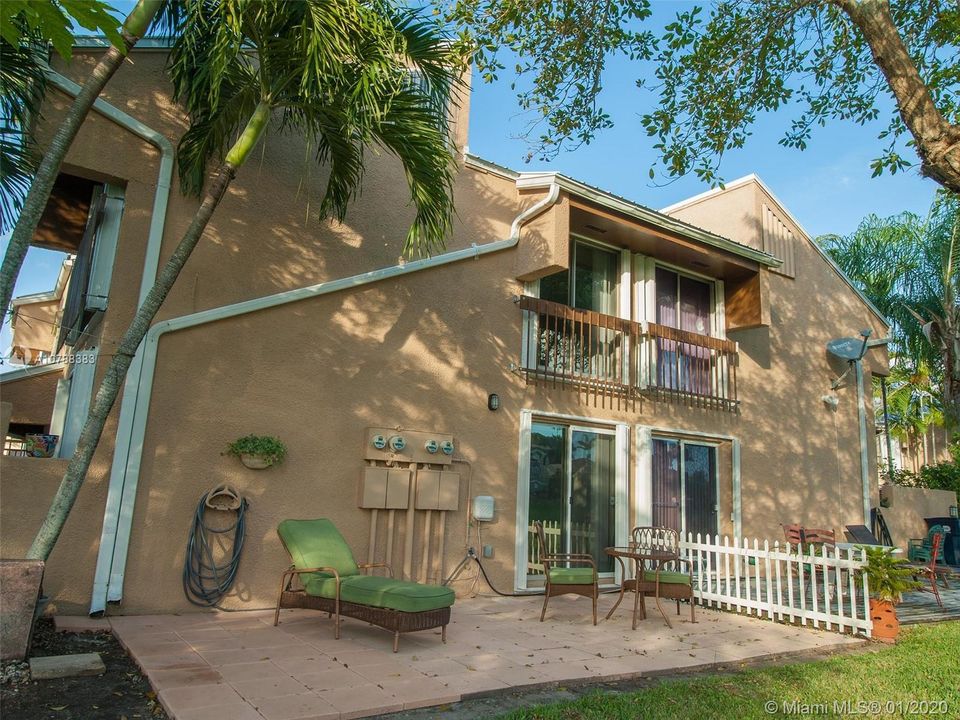 Recientemente alquilado: $1,750 (2 camas, 1 baños, 1025 Pies cuadrados)