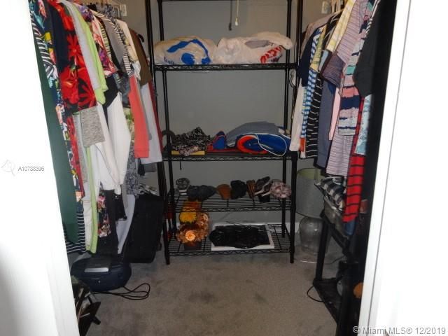 ROOMY WALK-IN CLOSET