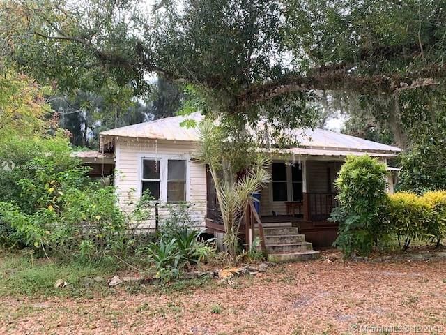 Recently Sold: $89,900 (3 beds, 1 baths, 1064 Square Feet)