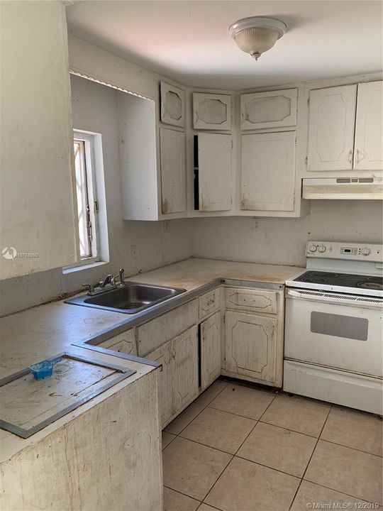 Недавно продано: $175,000 (3 спален, 2 ванн, 1068 Квадратных фут)