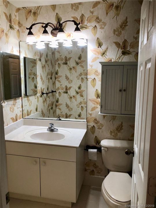 Recently Rented: $1,950 (2 beds, 2 baths, 1605 Square Feet)